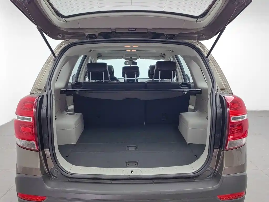 Chevrolet Captiva — миниатюра 16