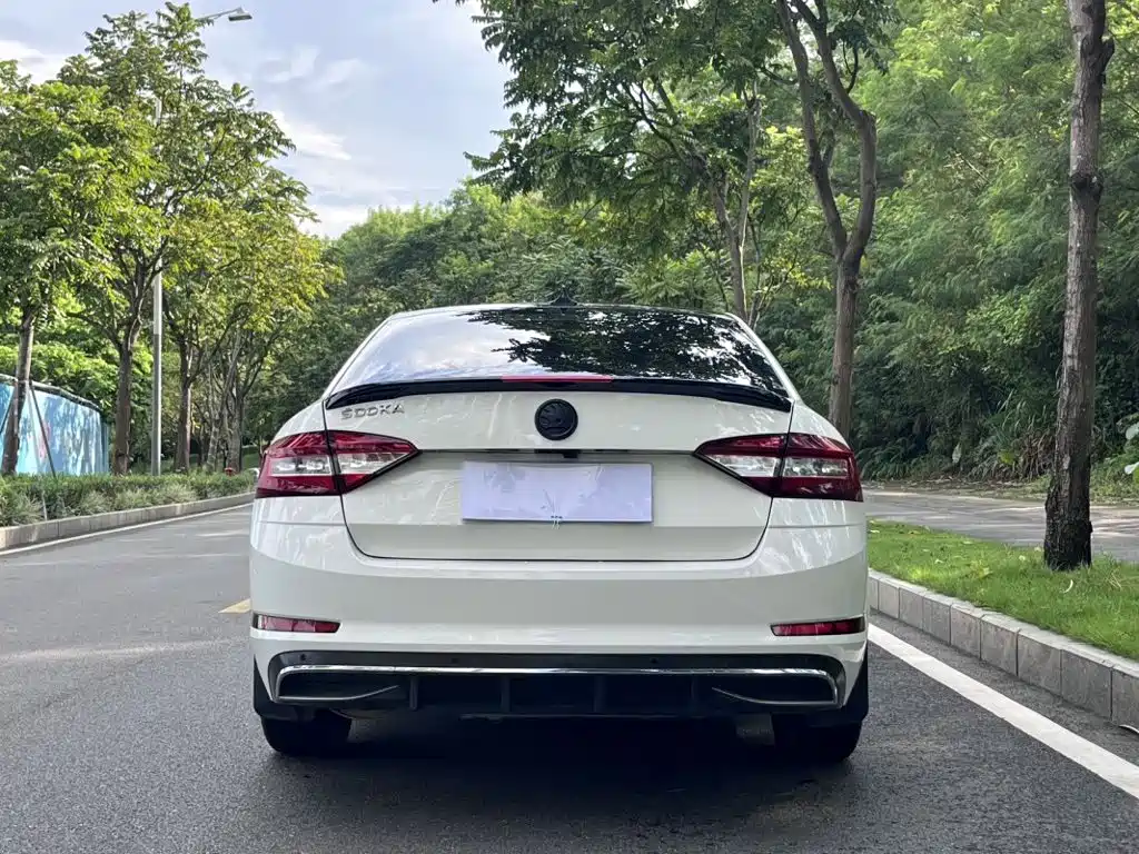 Skoda Octavia — миниатюра 17