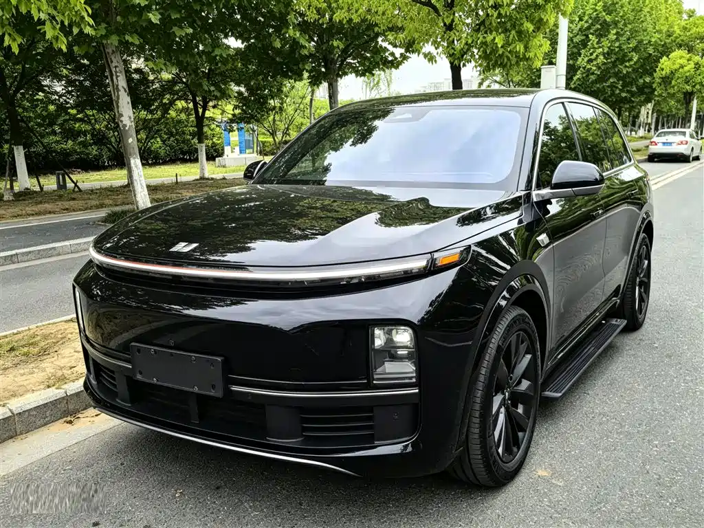 Li Auto Li L8 2023