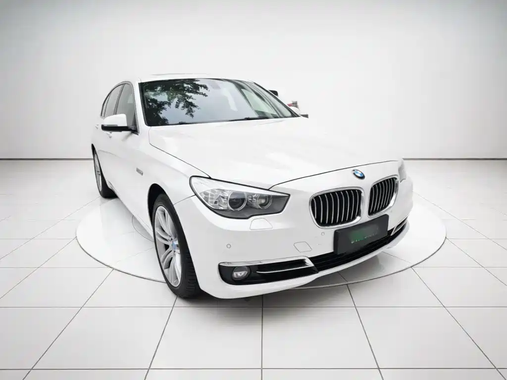 BMW 5 Series GT — миниатюра 24