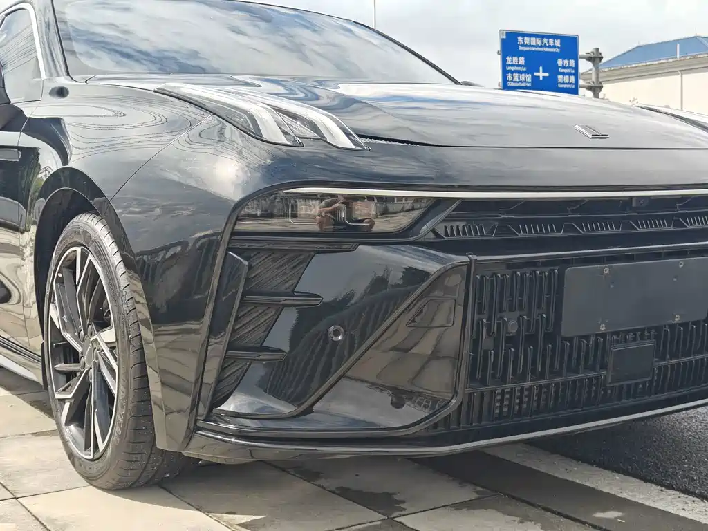 Lynk & Co 03 — миниатюра 27