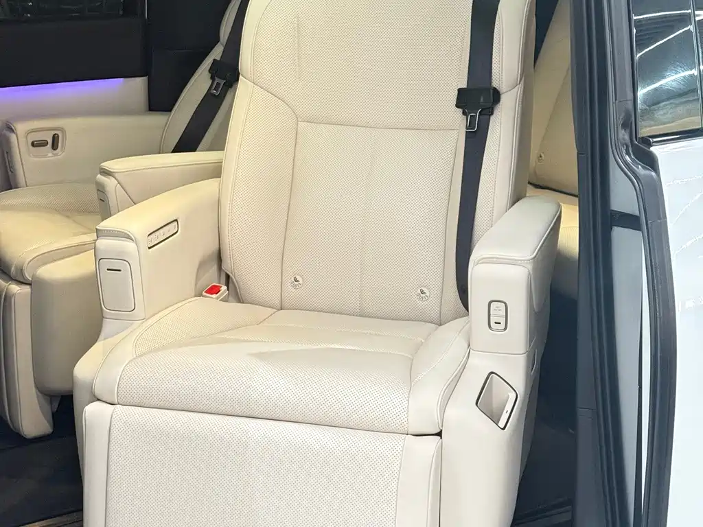 Li Auto Li MEGA — миниатюра 10