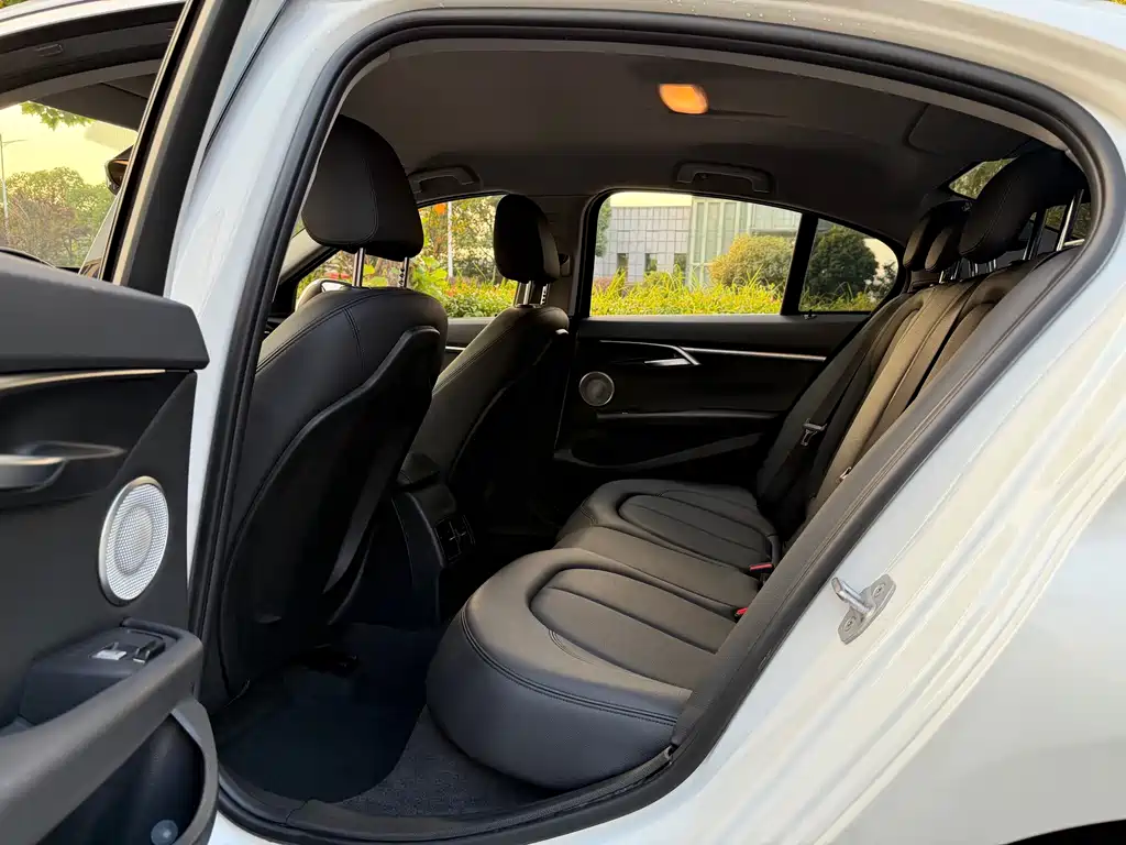 BMW 1 Series — миниатюра 9