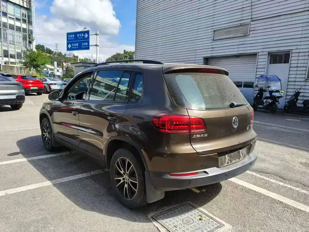 Volkswagen Tiguan — миниатюра 8