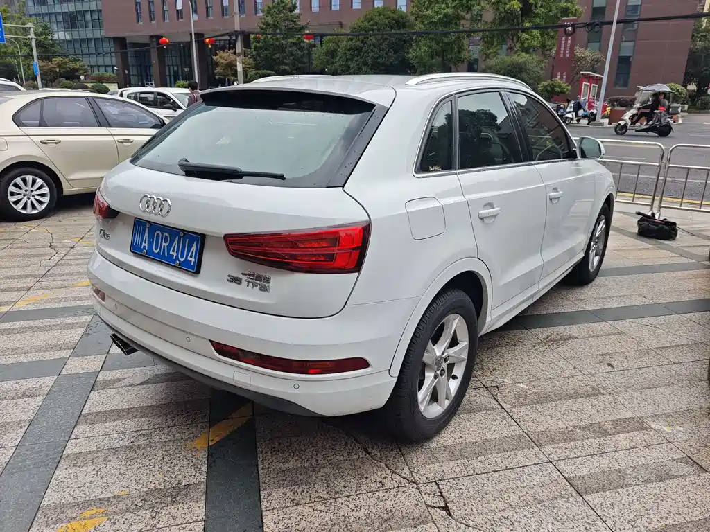 Audi Q3 — миниатюра 6