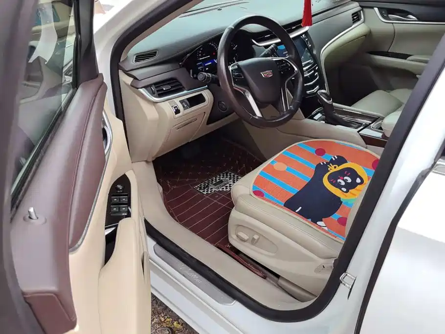 Cadillac XTS — миниатюра 9
