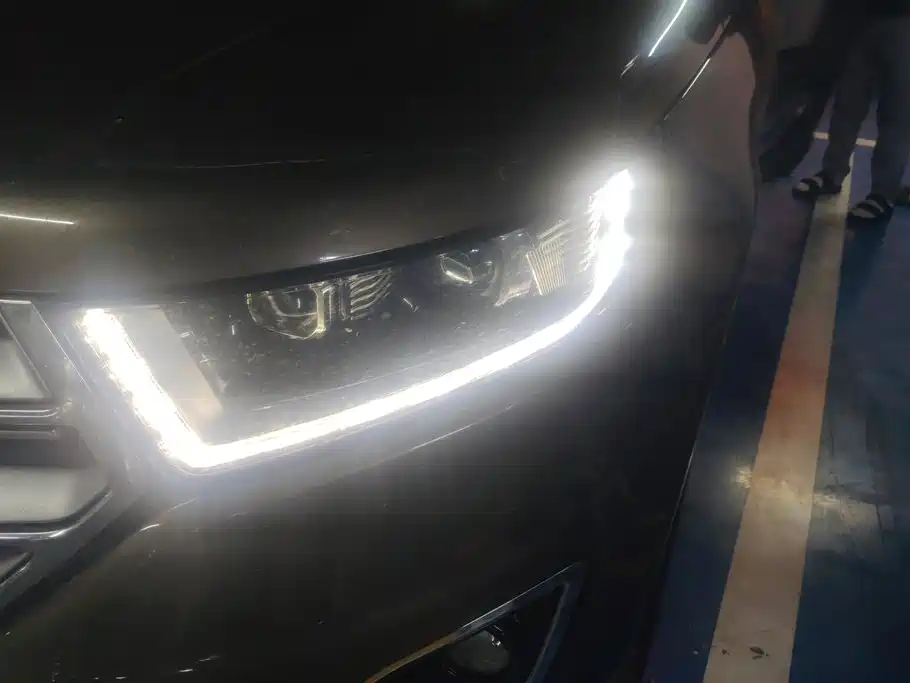 Ford Edge — миниатюра 5