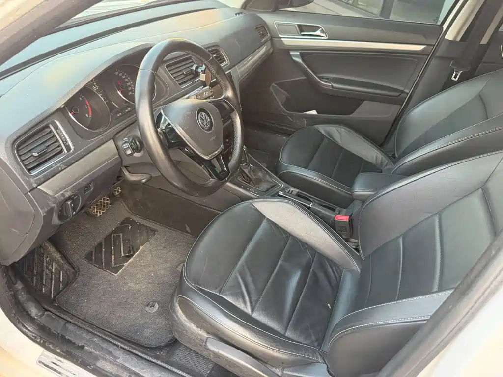 Volkswagen Lavida — миниатюра 8