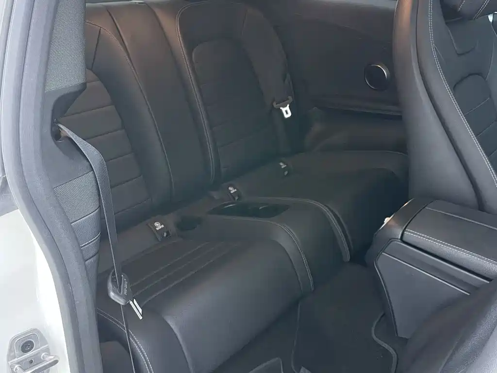 Mercedes-Benz C-Class (Import) — миниатюра 28