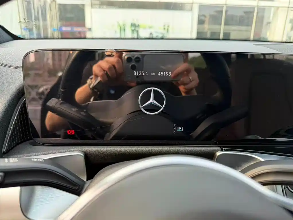 Mercedes-Benz GLB — миниатюра 22