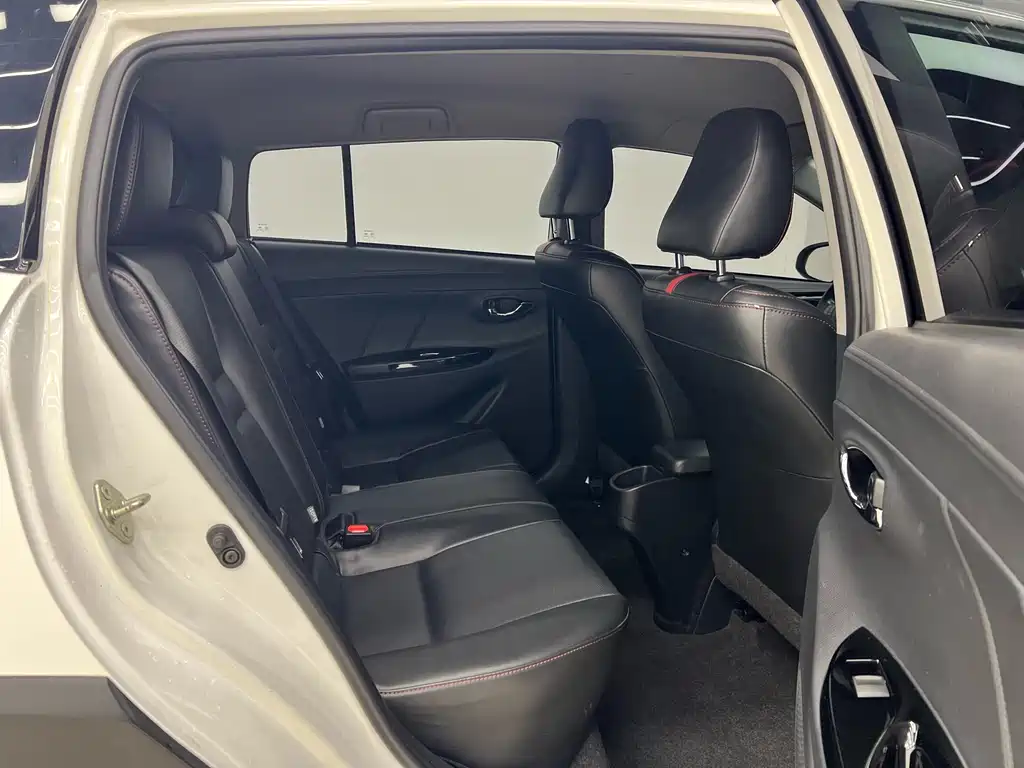 TOYOTA YARIS L ZHIXUAN