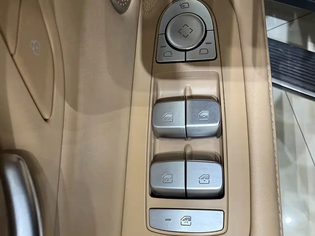 AITO AITO M7 — миниатюра 12