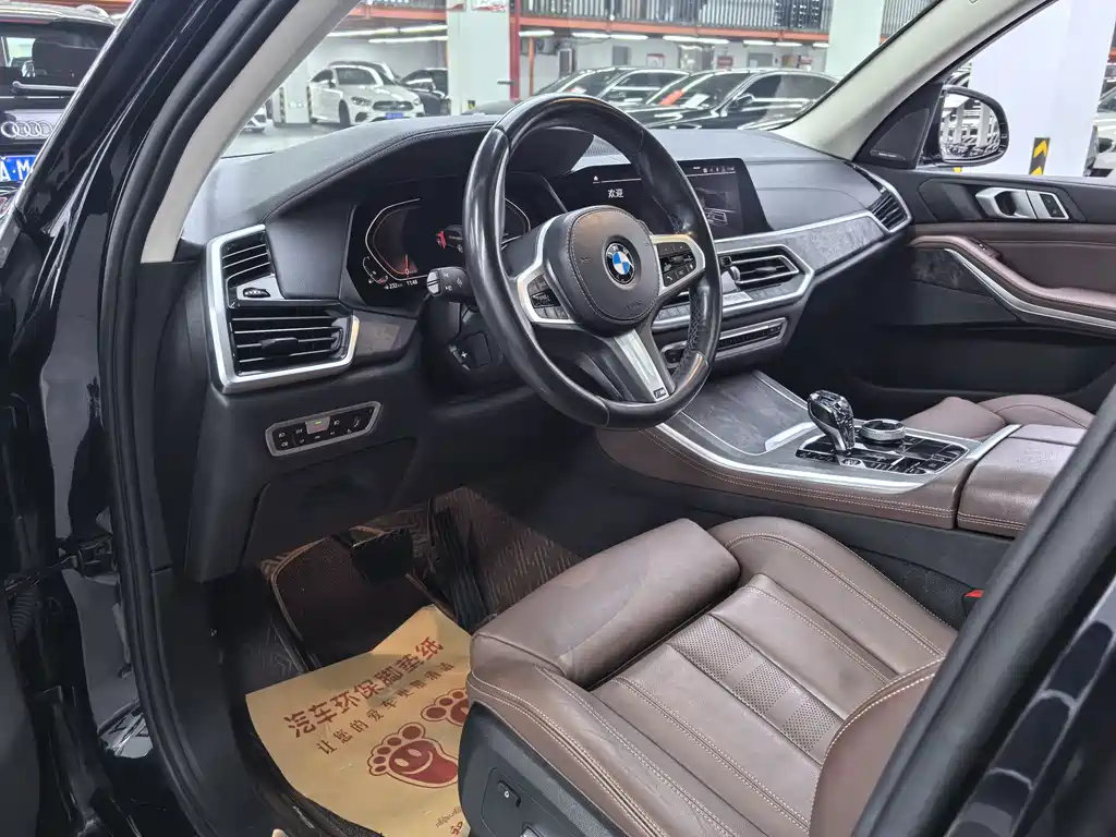 BMW X5 (Import) — миниатюра 6
