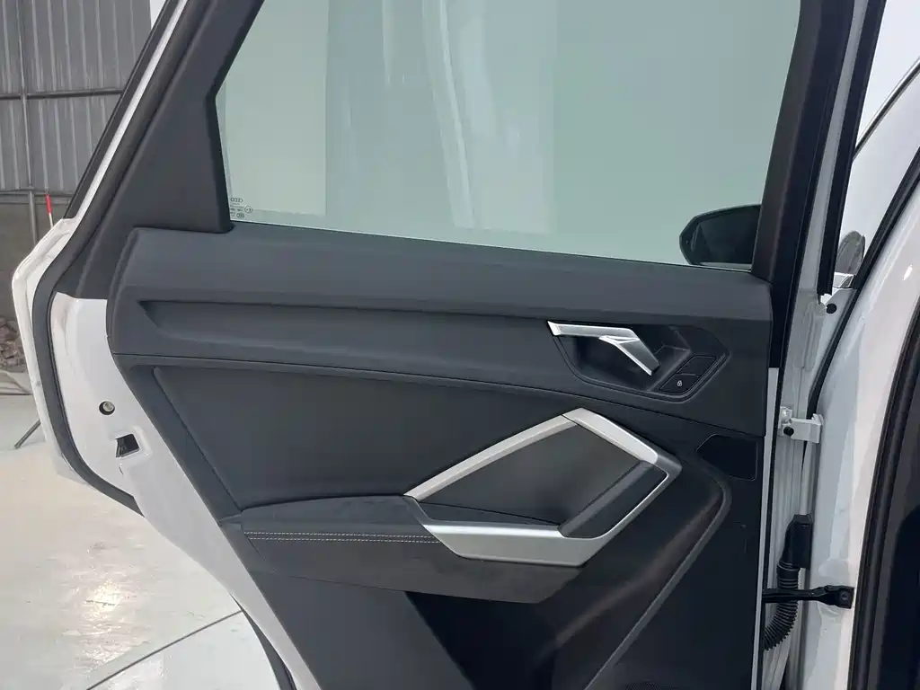 Audi Q3 — миниатюра 19