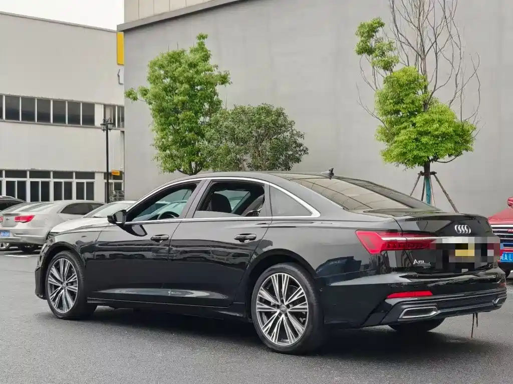 Audi A6L — миниатюра 6