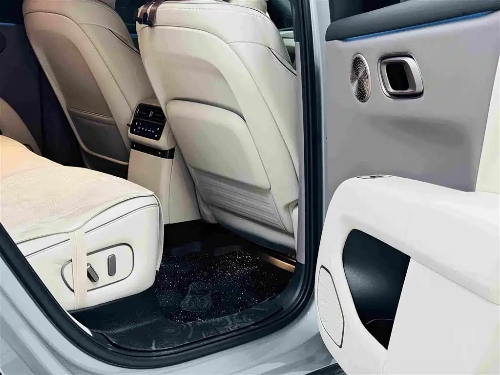 Li Auto Li i6 — миниатюра 22