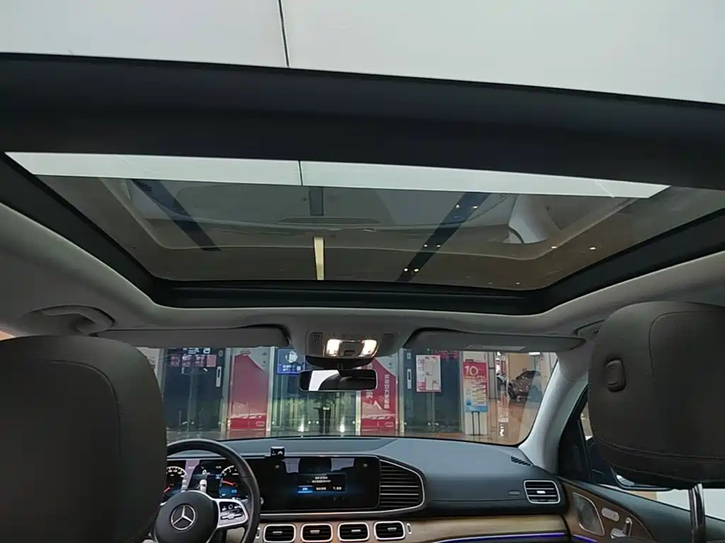Mercedes-Benz GLE New Energy — миниатюра 18