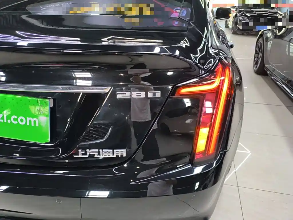 Cadillac CT5 — миниатюра 8