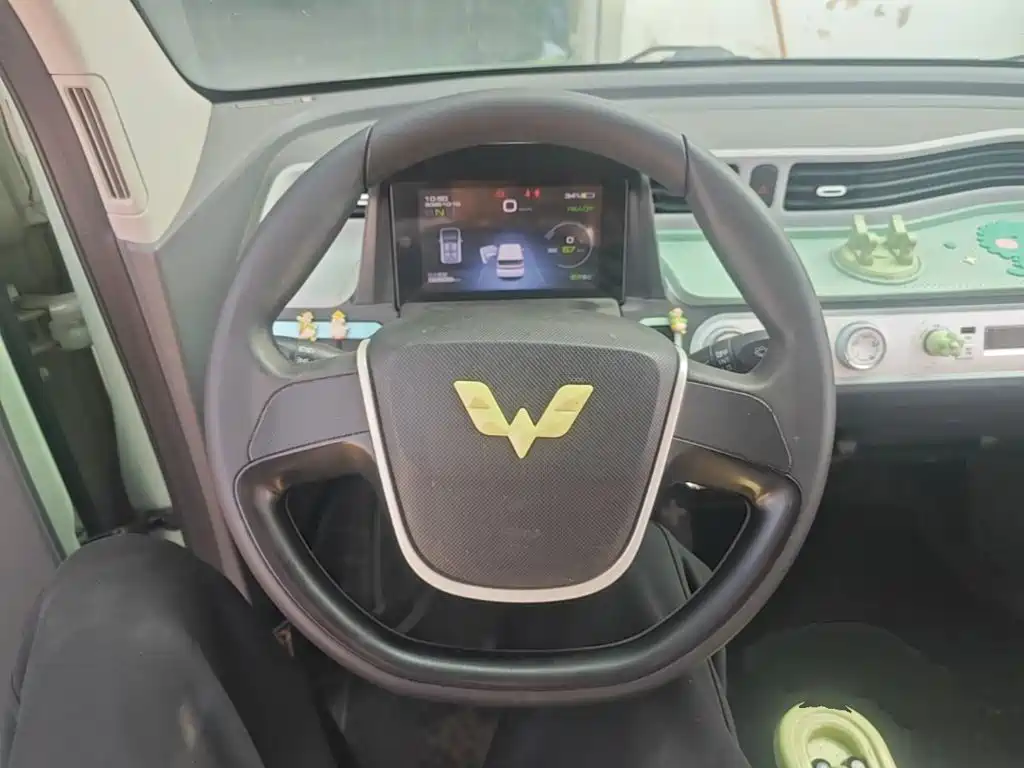 Wuling MINIEV — миниатюра 7