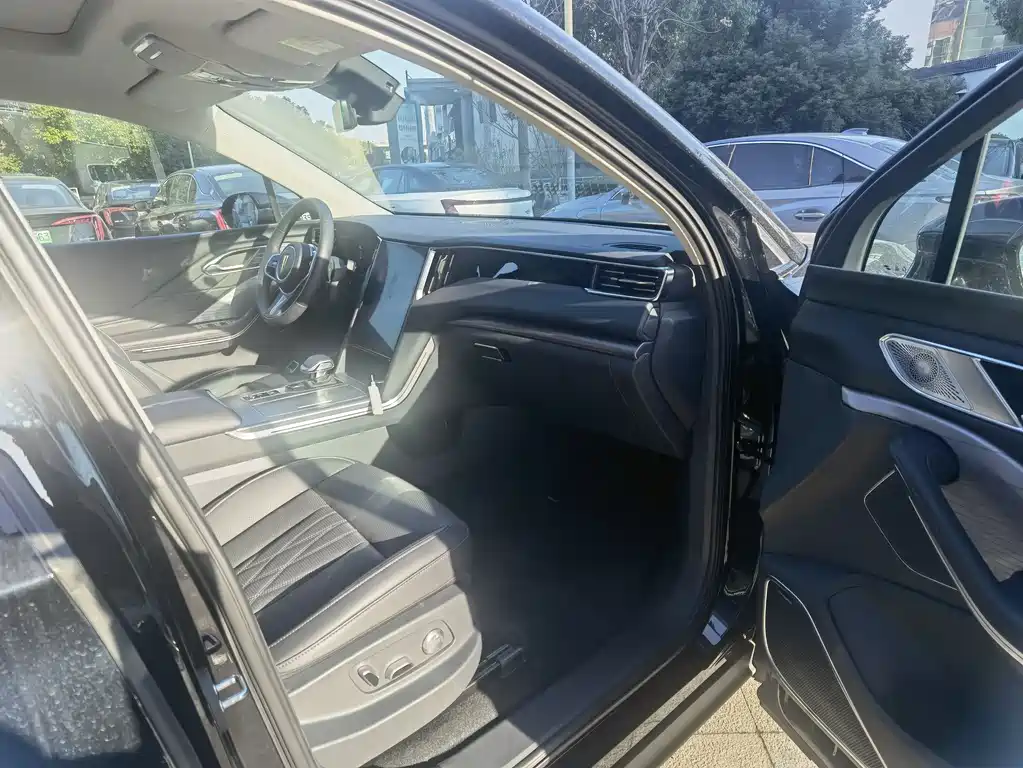 Hongqi HONGQI HS7 PHEV