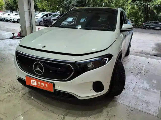 Mercedes-Benz EQA