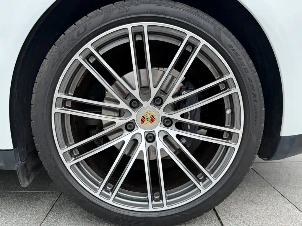 Porsche Panamera — миниатюра 8