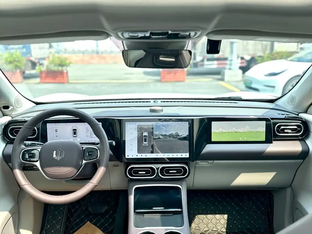 Leapmotor Leapmotor C11 — миниатюра 15