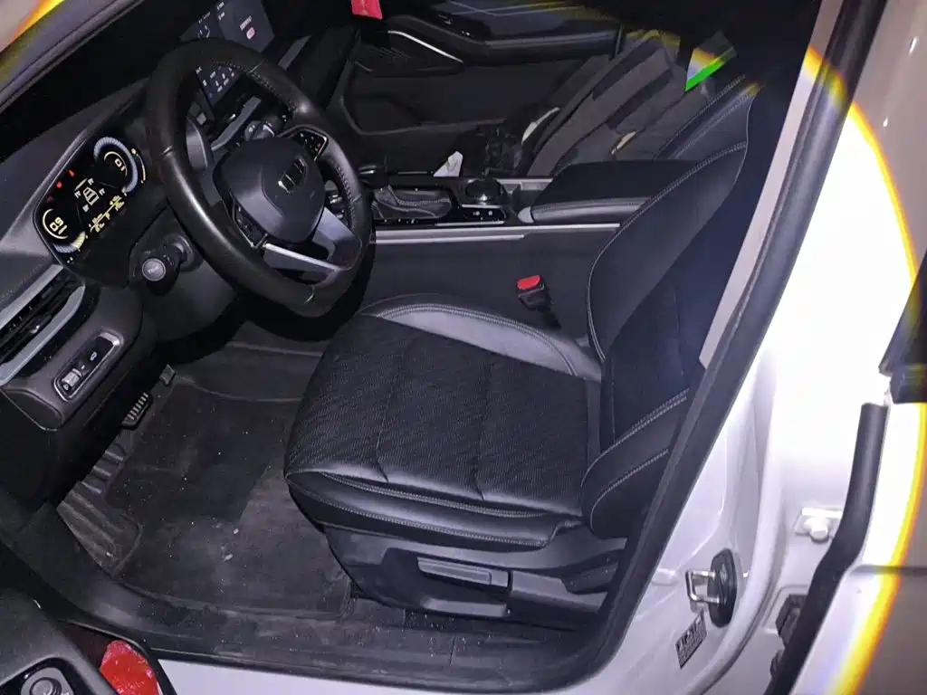 Geely Emgrand — миниатюра 8