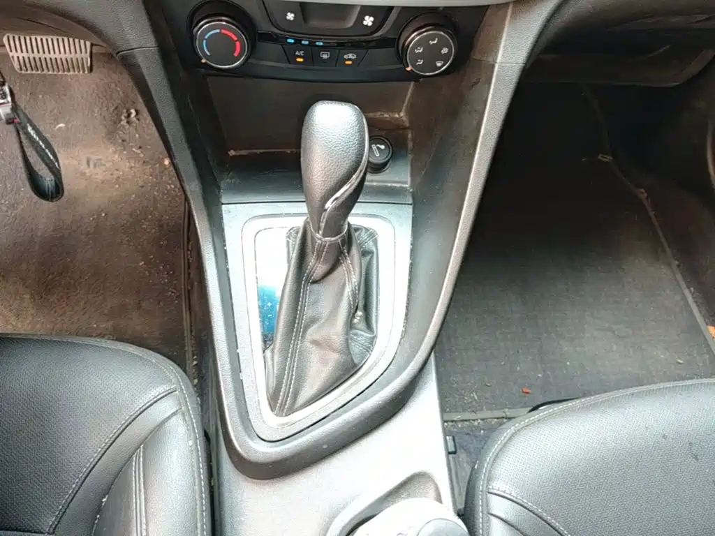 Buick Excelle — миниатюра 14