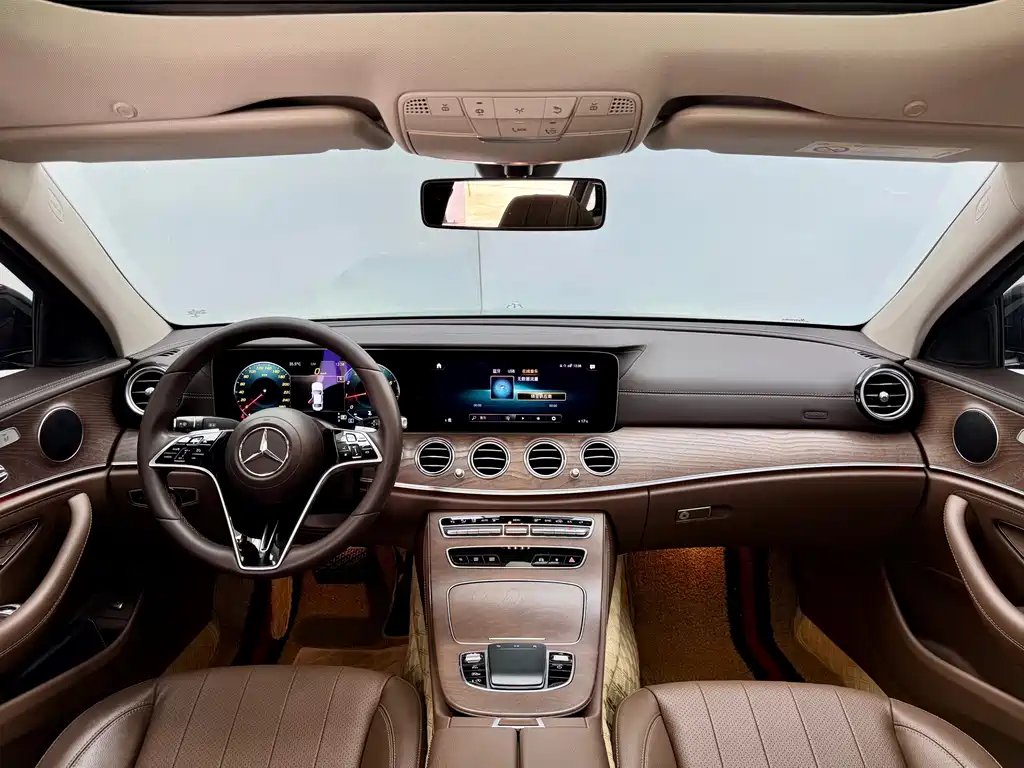 Mercedes-Benz E-Class — миниатюра 19