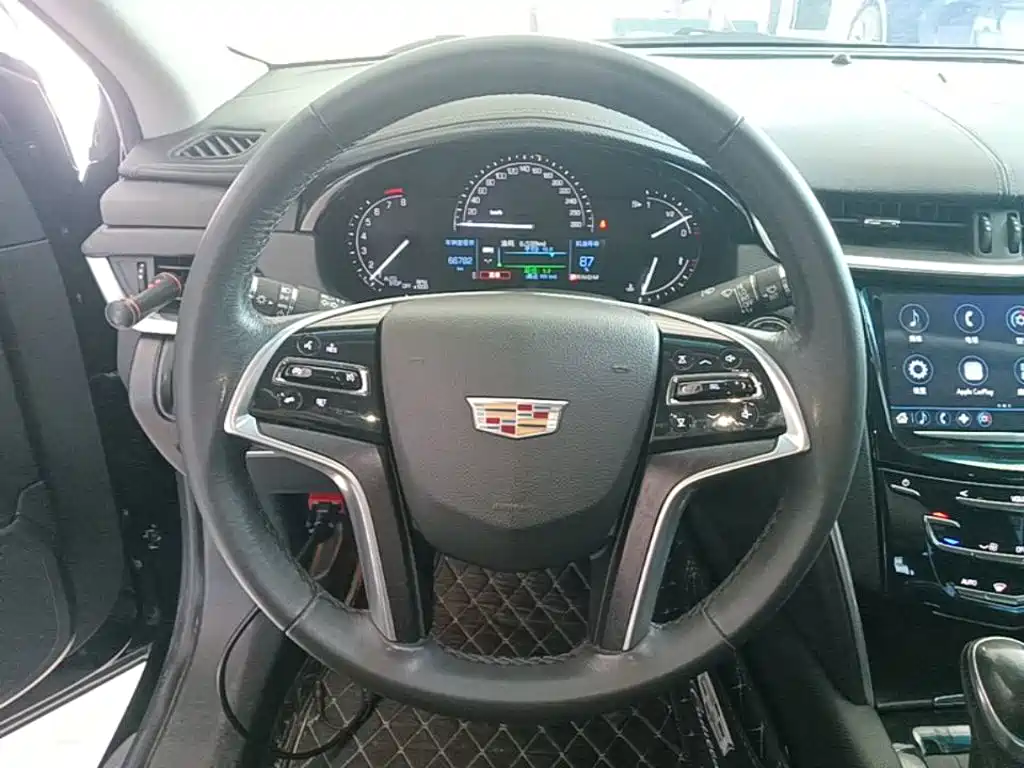 Cadillac XTS — миниатюра 11