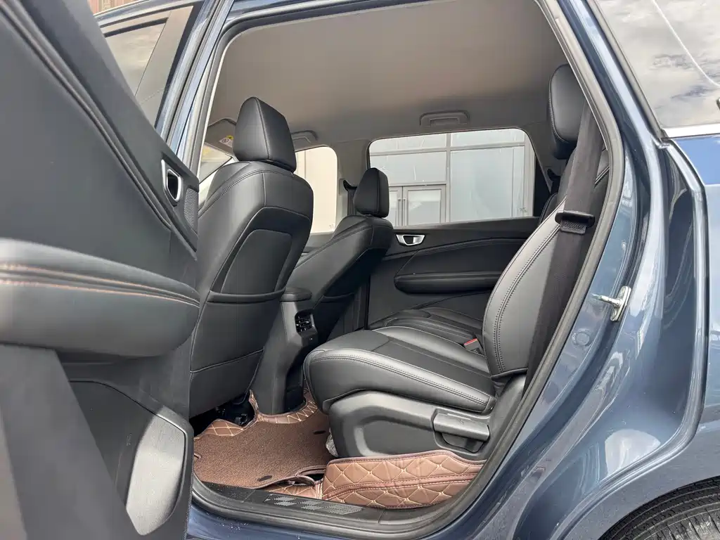 Wuling Jiachen — миниатюра 7