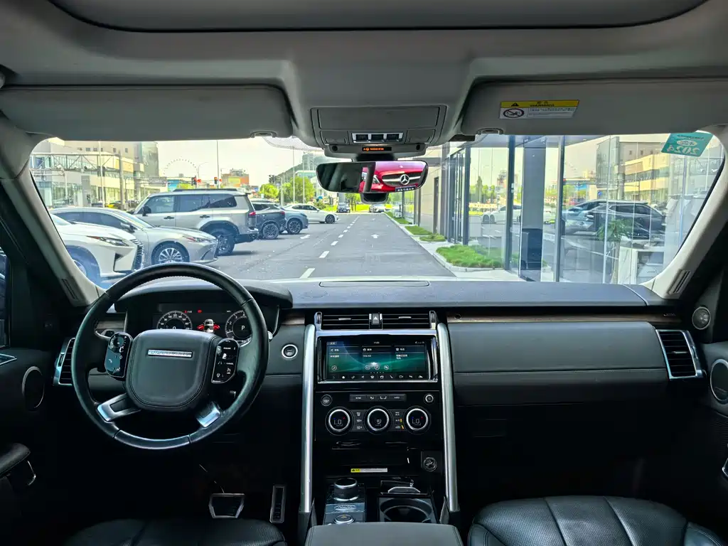 Land Rover Discovery — миниатюра 8