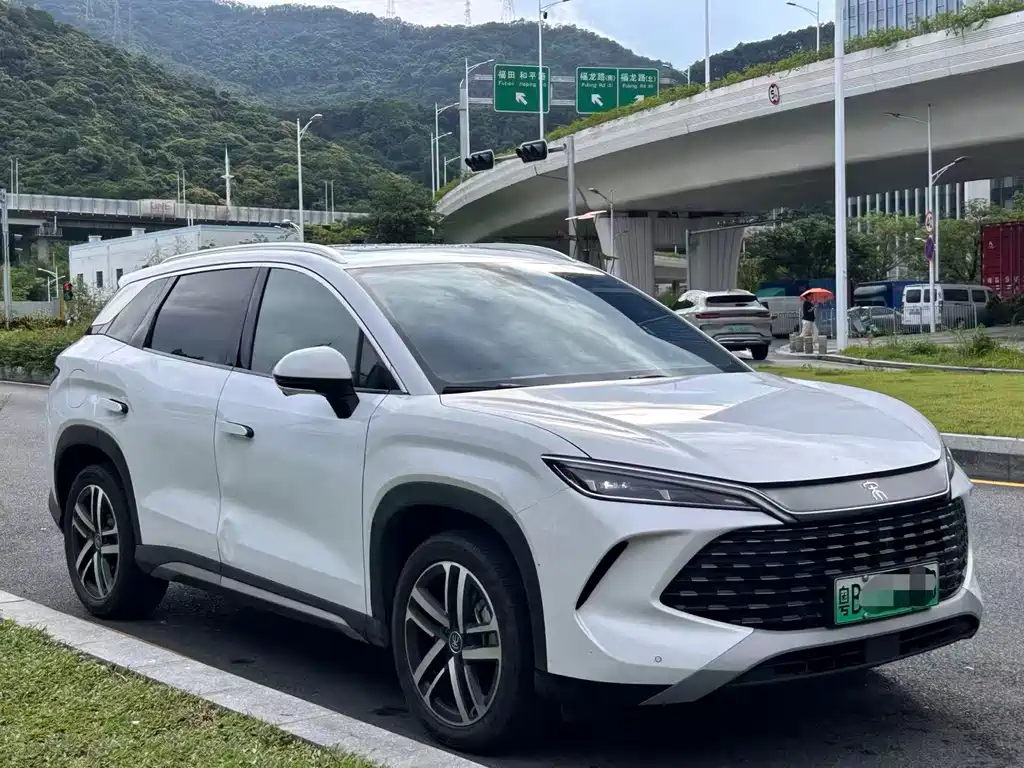 BYD L DM-i — миниатюра 3