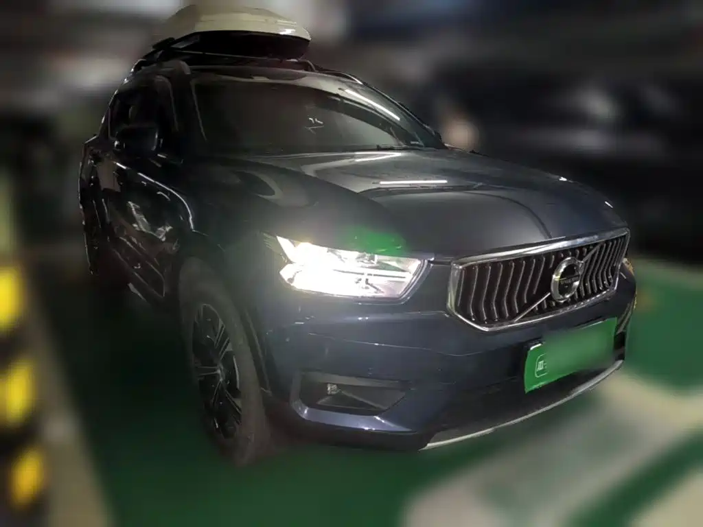 Volvo XC40 — миниатюра 3