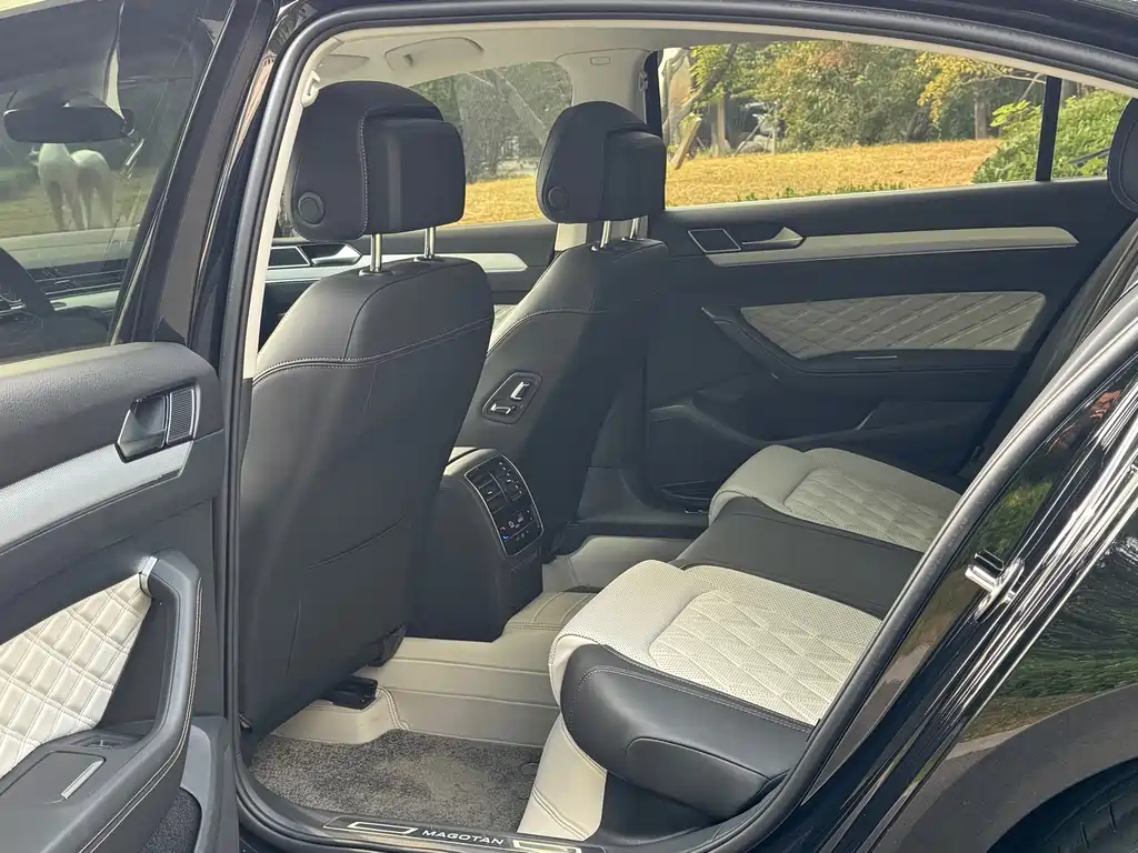 Volkswagen Magotan — миниатюра 6