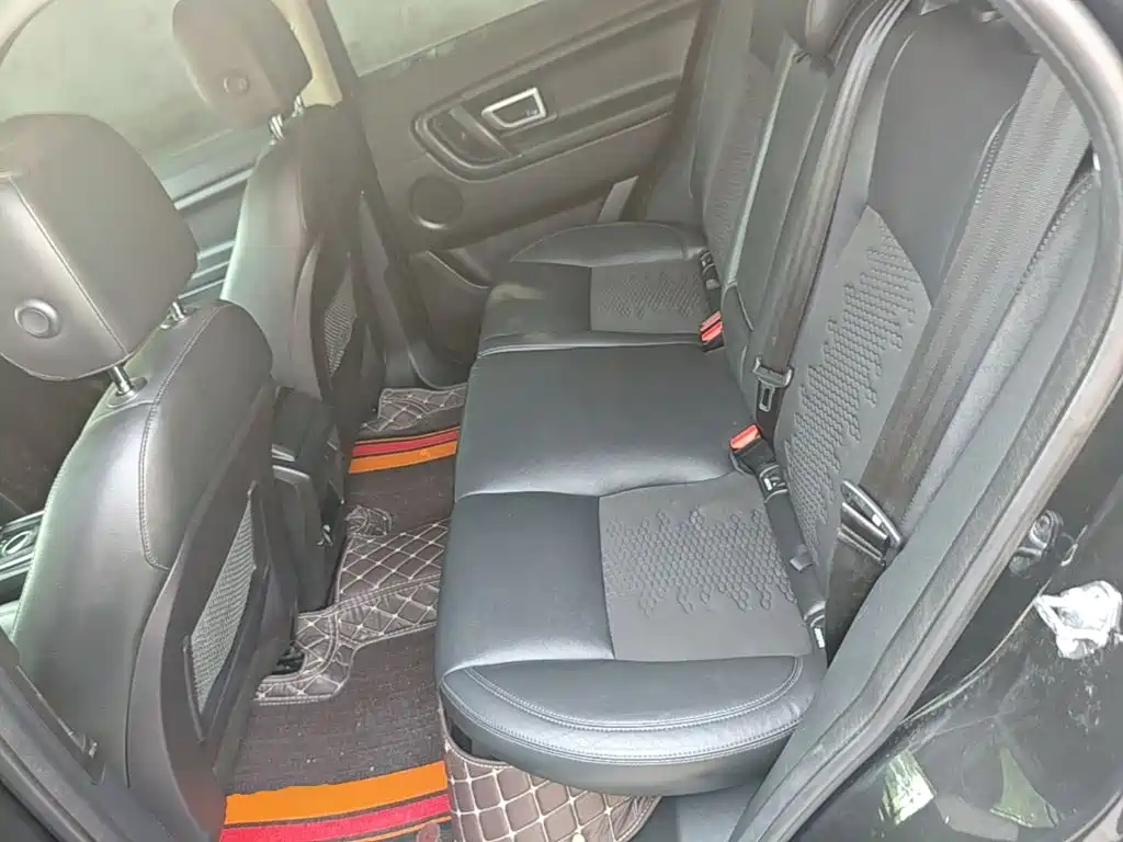 Land Rover Discovery Sport — миниатюра 17