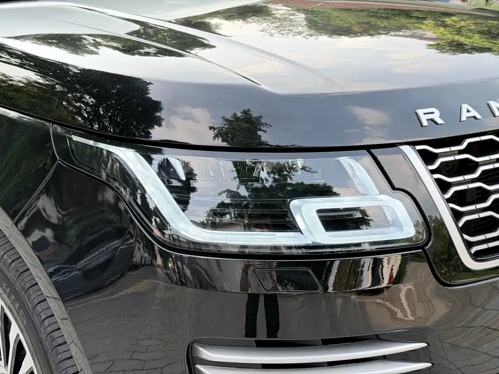 Land Rover Range Rover — миниатюра 6