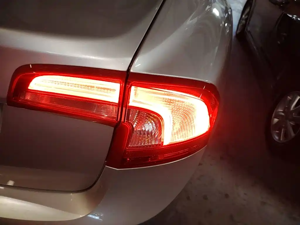 Volvo S60 — миниатюра 8
