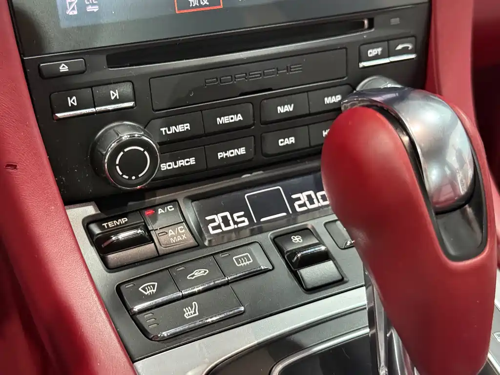 Porsche 911 — миниатюра 13