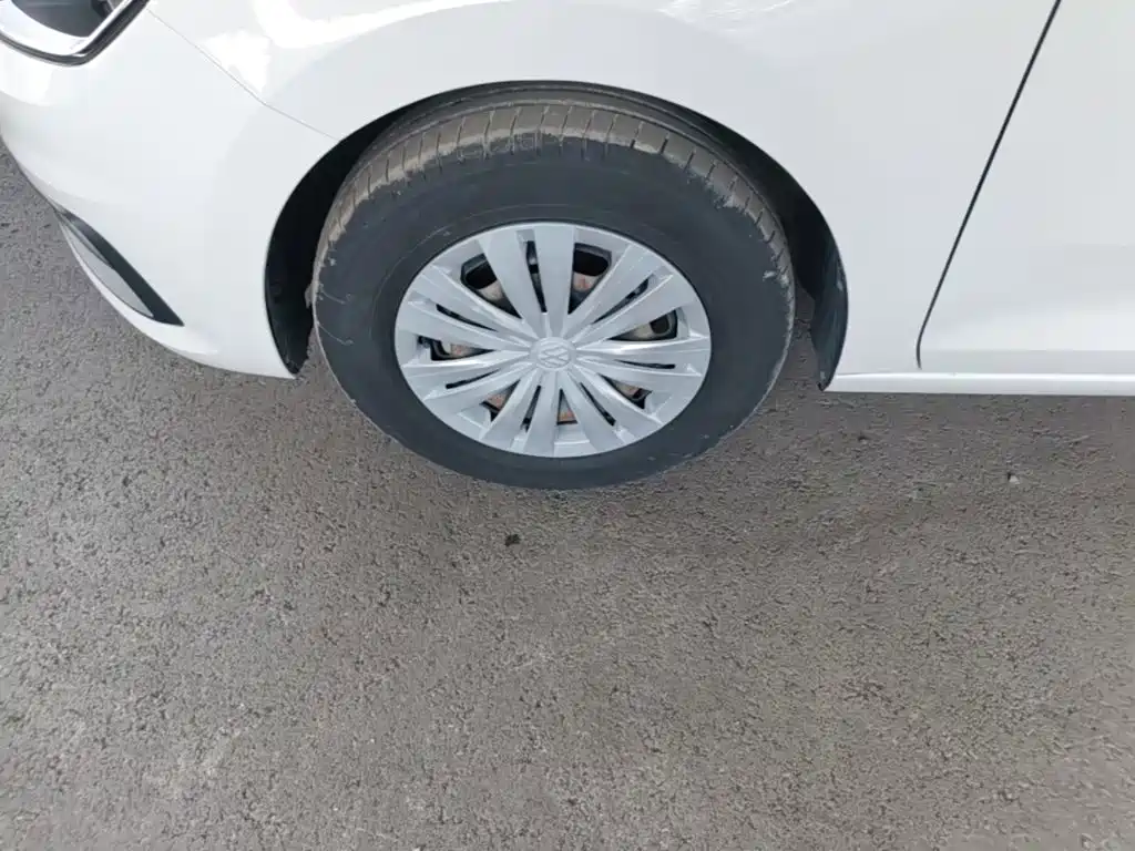 Volkswagen Santana — миниатюра 23