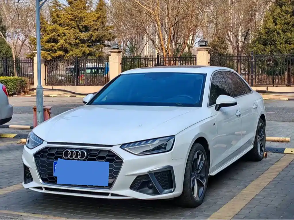 Audi A4L 2023