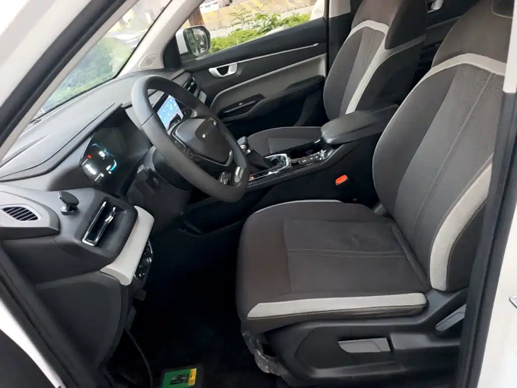 Wuling Victory — миниатюра 15