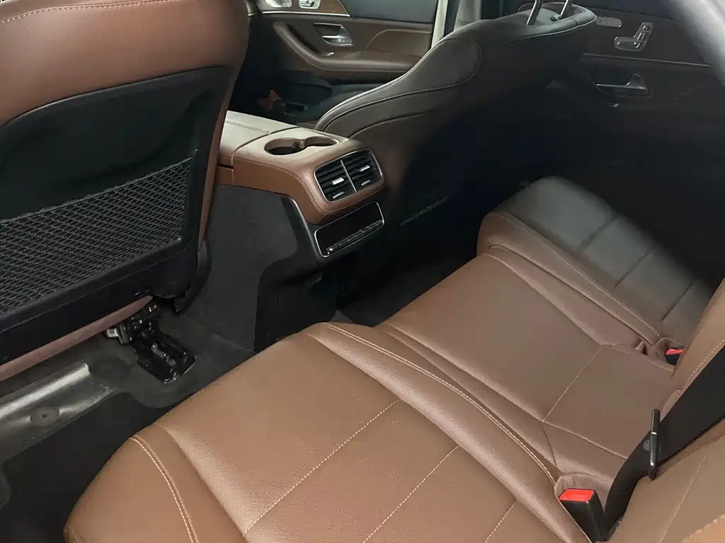 Mercedes-Benz GLE (Import) — миниатюра 8