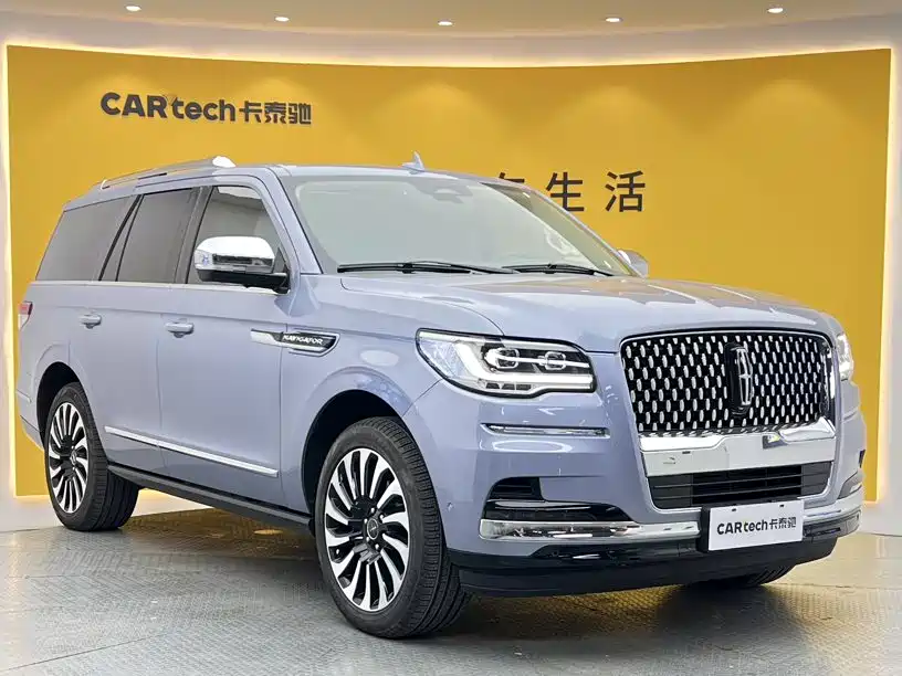 Lincoln Navigator