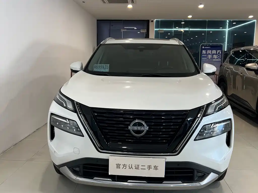 Nissan X-Trail — миниатюра 18