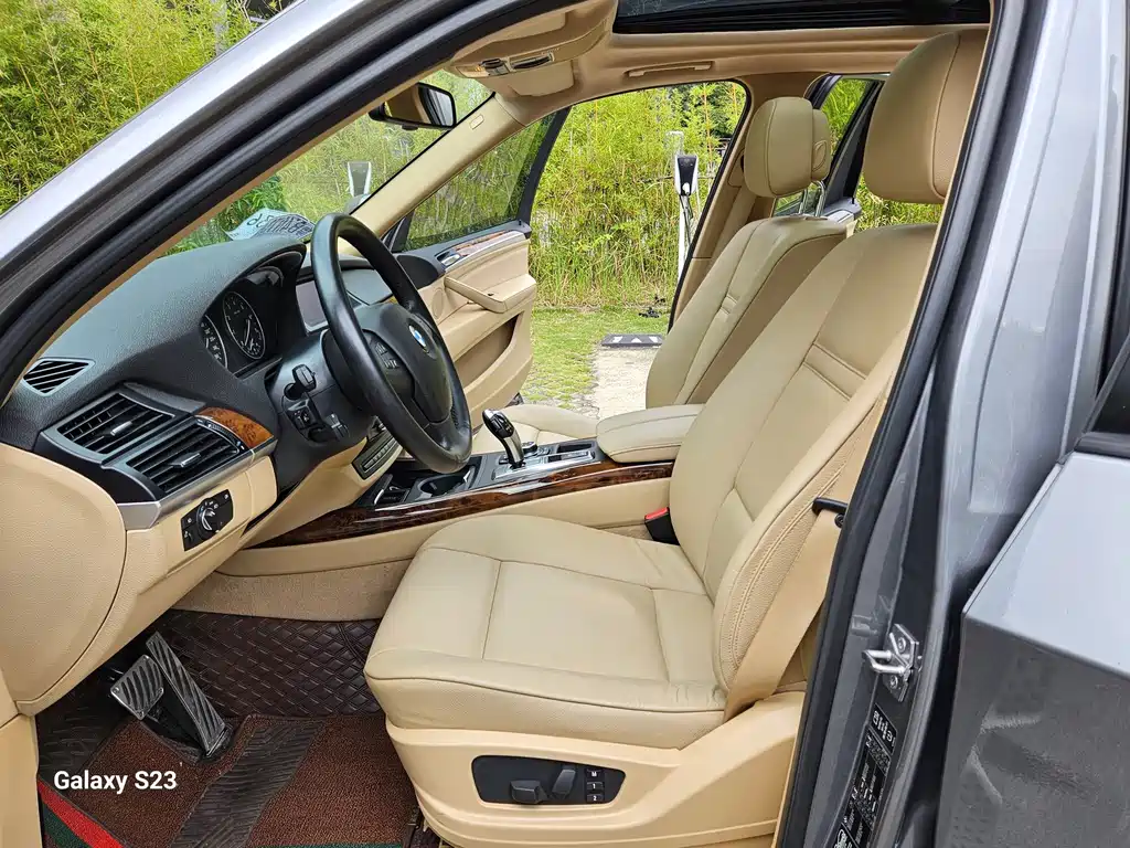 BMW X5 (Import) — миниатюра 10