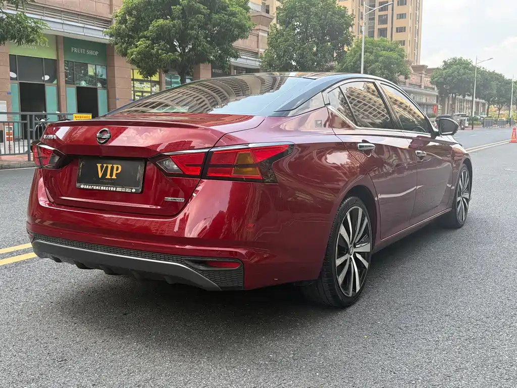 Nissan Teana — миниатюра 6