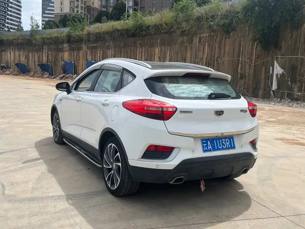 Geely Emgrand GS — миниатюра 4
