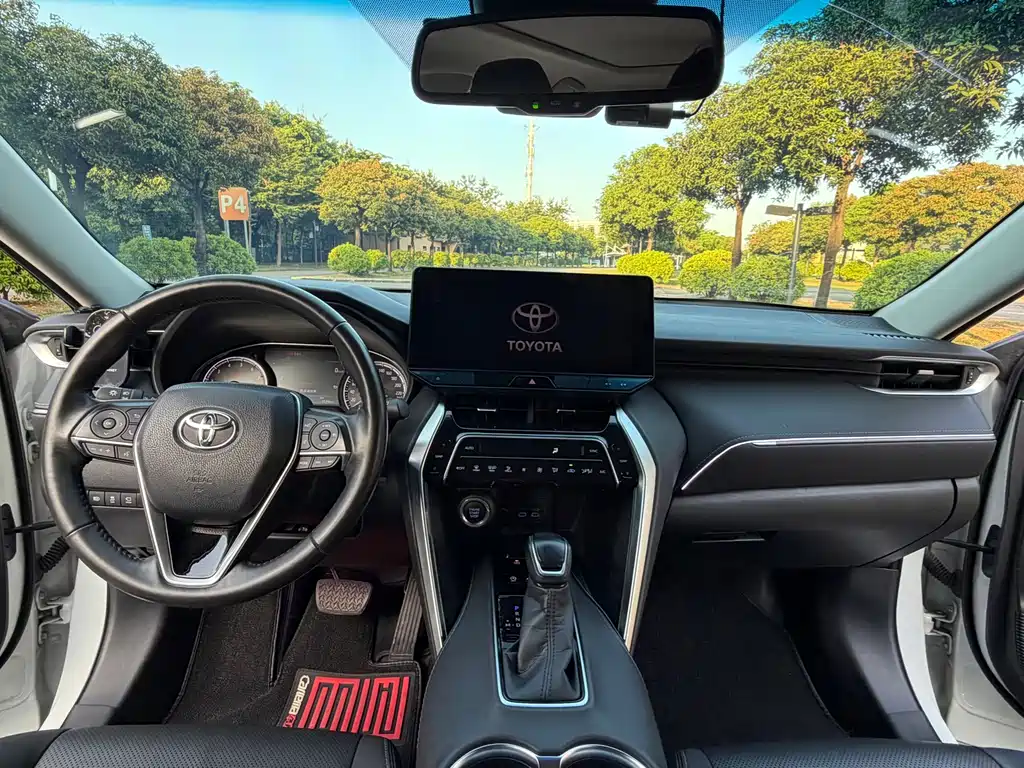 Toyota Harrier — миниатюра 8